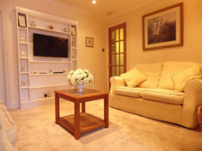 Отель Central Apartment Kelso  Келсо